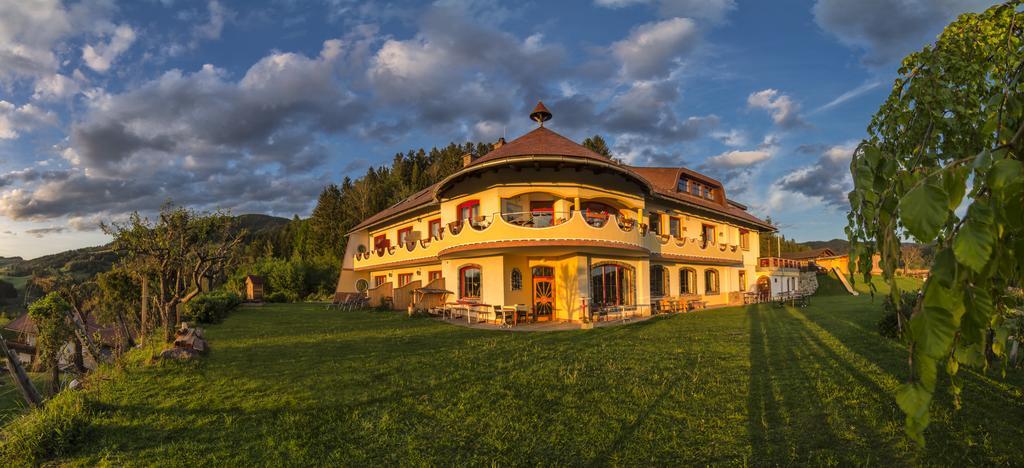 Biolandhaus Arche Eberstein Exterior photo
